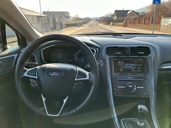 Ford Mondeo 2015 rok 2.0 tdci 110 kw ve nejlepší výbavě - 17