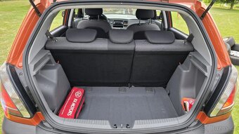 Kia Rio - 17