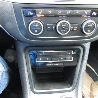 Volkswagen Sharan 2,0TDi 103kw, 7 míst,PANORAMA,184tkm, 2014 - 17