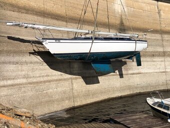 Plachetnice Dufour 4800 + přívěs - 17