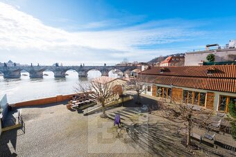 Pronájem bytu 1+kk, 47 m2 - Praha - Malá Strana - 17