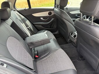 MERCEDES-BENZ C180 CGI //2016 7G NAVIGACE TAŽNÉ SERVISKA - 17