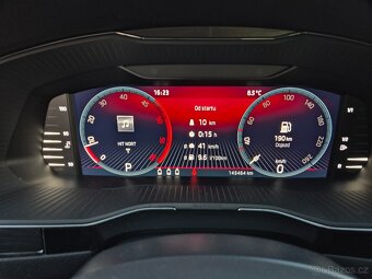 Škoda Superb 2.0 TDi 147kw DSG 2023 STYLE ZÁRUKA - 17