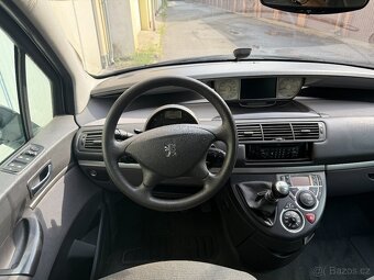 Peugeot 807, 2.0HDI 7 míst L+Z pneu El.dveř - 17