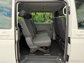 Volkswagen Caravelle 2.0 TDI DSG Comfortline Long 2023 - 17