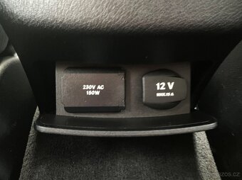 Mercedes E 220d T 9G-Tronic, Command, kamera, DPH - 17