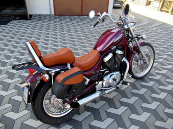 Suzuki VS 800 Intruder - 17