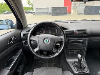Škoda Superb, 1.8i, 110kw Původ ČR Nová STK - 17