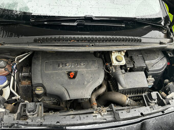 Peugeot 5008 2.0 HDI 110kW, RV 2013, Tažné, Nová STK - 17