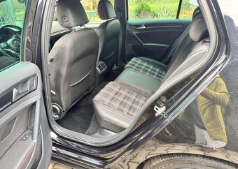 Volkswagen Golf, 2,0GTi/162 KW Nový Motor TOP - 17