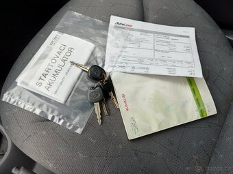 Yaris 1.0i (50kw) - NOVÁ STK - EKO- 0 KČ - 17