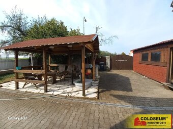 Sebranice, RD 6+1, 220 m2, dvorek – rodinný dům - 17