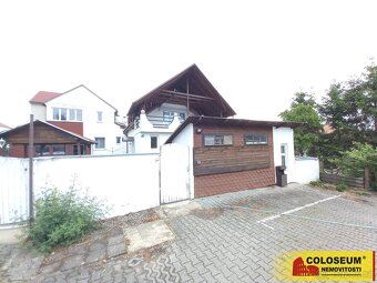 Sebranice, RD 6+1, 220 m2, dvorek – rodinný dům - 17