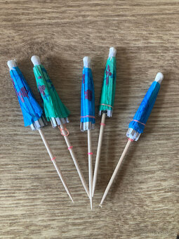 odzoby na poháry, brčka, paraplíčka,.. - 17