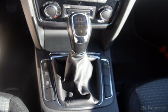Škoda Superb 1,6 TDi GreenLine 77KW Combi - 17