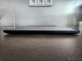 Prodám notebook XMG EVO 15 (M24) AMD Ryzen 7 - Win 11 Pro - 17