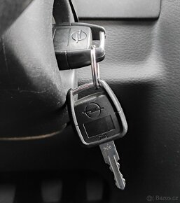 Opel Astra 1,6 74 kW  04/2000, 5 dv, klima, 2x klíč, 2x kola - 17