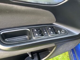 Fiat Tipo mirror 1.4 70kW 7/2019 - 17
