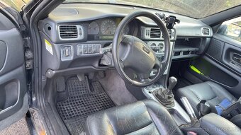 Volvo V70 2.5 TD (1998) – poctivé kombi s černou kůží - 17