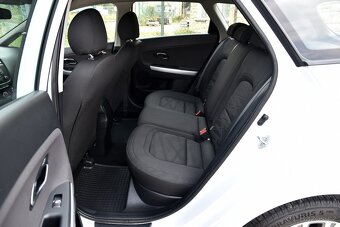 Kia Ceed 1.6 CRDi 100 kW 6st,KLIMA,TEMP,VÝHŘEV,ČR,DPH,FACE - 17