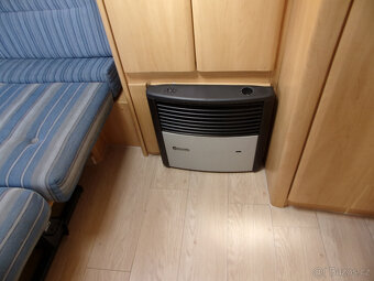 Obytný Volkswagen Transporter 2.5 TDI,Hobby,TOP stav - 17