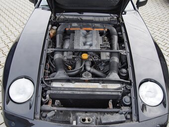 Porsche 928 S4 1991 po GO motoru, krásné, málo najeto 87 500 - 17