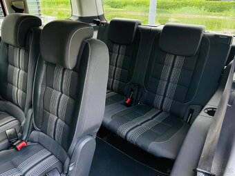 Volkswagen Touran 1.2TSI 7MÍST MANUÁL VÝHŘEV SERVISKA - 17