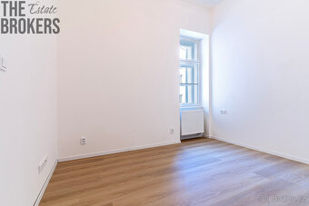 Prodej nadstandardního bytu 3+KK, 105 m² – Pernerova, Karlín - 17