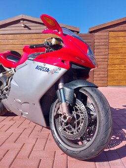 MV Agusta F4 750 - 17