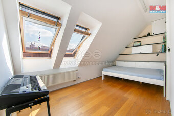 Prodej bytu 5+kk, 164 m², ul. Na Rokytce, Praha - 17