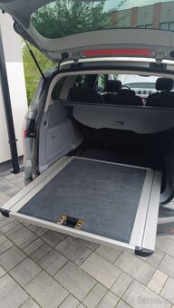 Ford S Max Titanium 2.0 benzín, 107 kW, 2009, NOVÁ STK 10/27 - 17