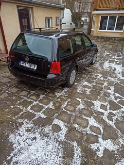 VW Golf 4 Variant 1.6 SR r.v. 2000 - 17