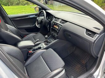 Škoda Octavia RS 2.0Tsi 162kw - 17