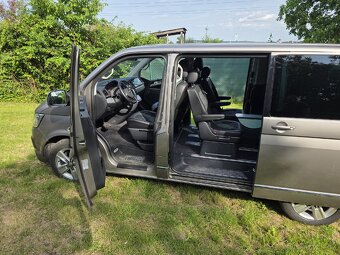 VW Multivan 6.0 Highline - 17