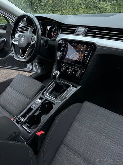 Volkswagen Vw Passat B8.5 Evo 2.0 TDI 110kw New Business - 17