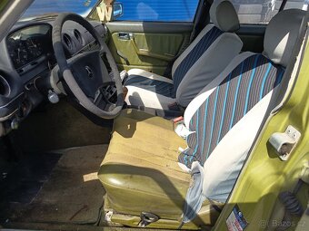 Mb 123 200D piáno - 17