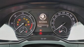 Škoda Superb 1.6 CR TDI Comfort+ NAVI - 17