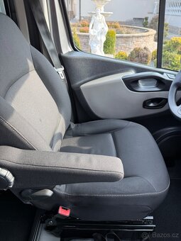Renault Trafic 8-miestny | r. 2014 (model 2015) | TOP stav | - 17