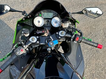 Kawasaki ZZR 1400, 142Kw - 17