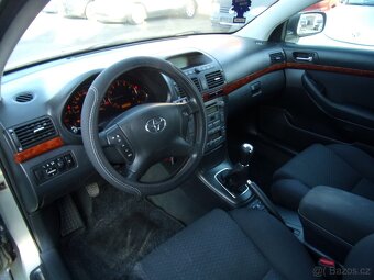 Toyota Avensis 1.8 VVT-i 16V AUTOKLIMA - 17