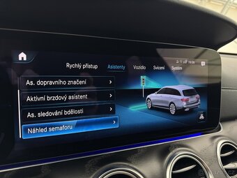 Mercedes-Benz Třídy E, 300de 9-G DPH PLUG-IN 4X4 - 17