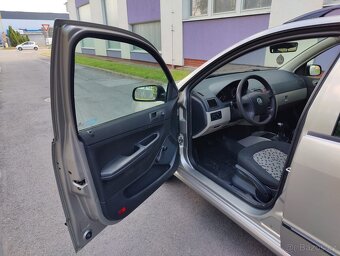 Škoda Fabia 1,2i 12V Classic / servis.kn. - 17