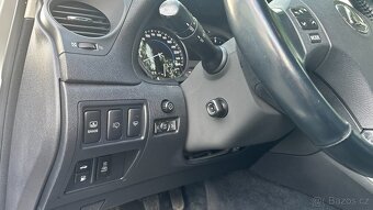 Lexus IS 220d, 2009, 130 kW, 2x ALU, 2. majitel - 17