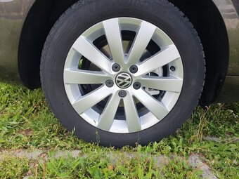 VW Passat B7 2.0 TDi, ORIG. TAŽNÉ, SENZORY, NAVI, SERVIS VW. - 17