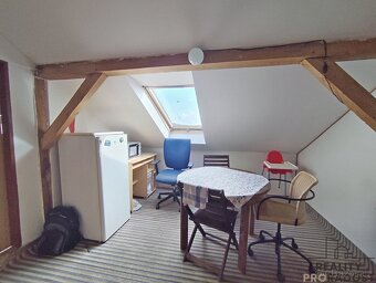 Prodej trojgeneračního domu, pozemek 1122 m2 - 17