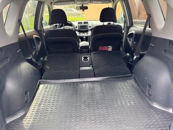 PRODÁM Toyota RAV4 4x4 100kw rok.2008 - 17