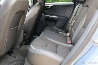 Volvo XC60 2.0 140 Kw, AUTOMAT,Tažné - 17