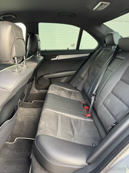 Mercedes-Benz C220 Cdi 125kW W204 Face 7G-Tronic 4-Matic AMG - 17