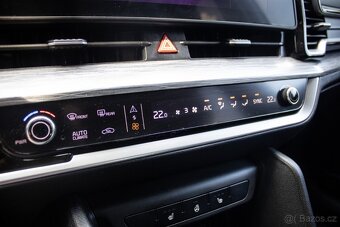 Kia Sportage 1.6 T-GDi Gold 2023 - 17