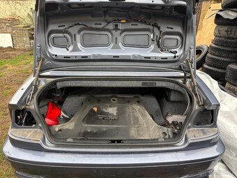 BMW E46 318ci lpg a 330ci - 17